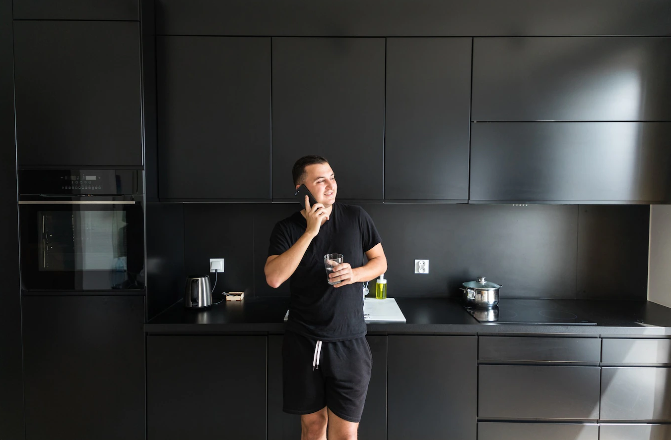 <strong style="font-family: Manrope;">Николай</strong><br /><span style="font-size: 24px; font-family: Manrope;">5 дней назад, г. Воронеж</span>